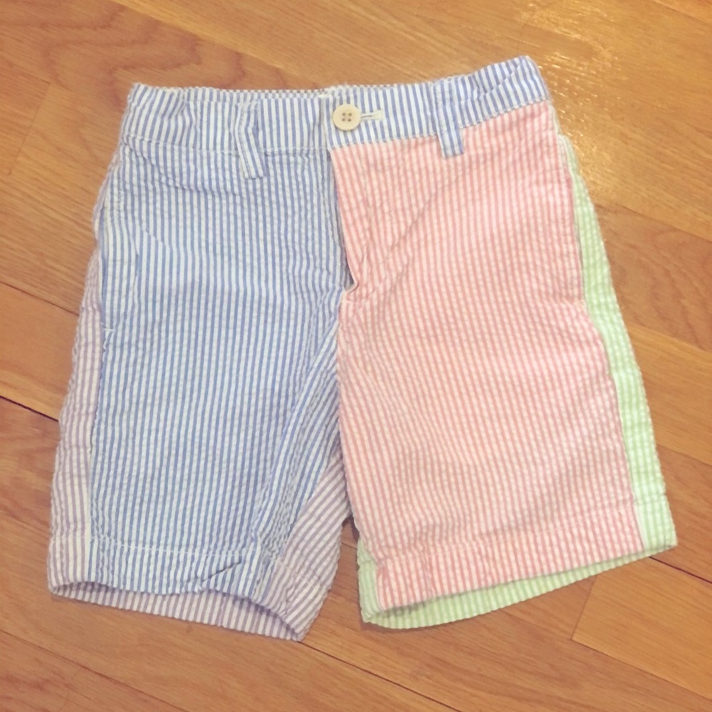 EUC Vineyard Vines shorts for boys